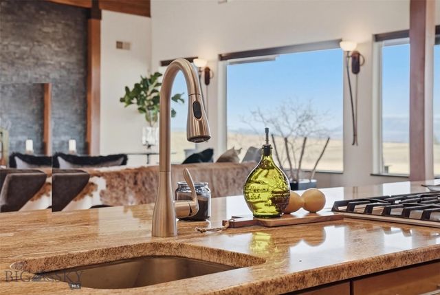 9670 Prairie Rd, Manhattan, MT 59741