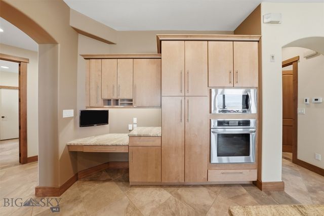 9670 Prairie Rd, Manhattan, MT 59741