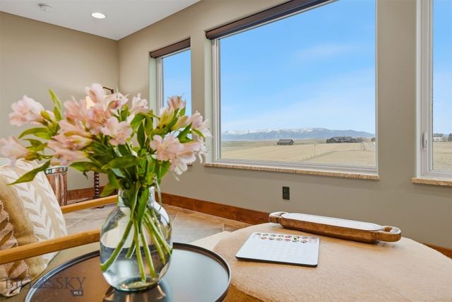 9670 Prairie Rd, Manhattan, MT 59741