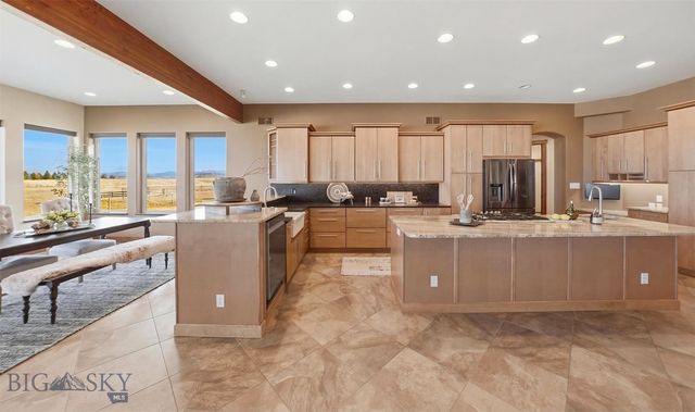 9670 Prairie Rd, Manhattan, MT 59741