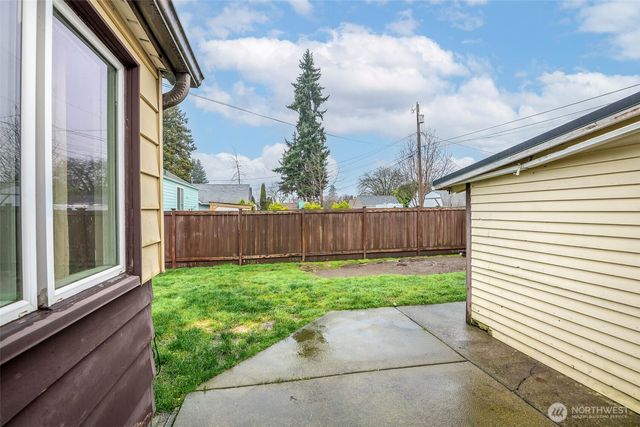 324 H Street SE, Auburn, WA 98002