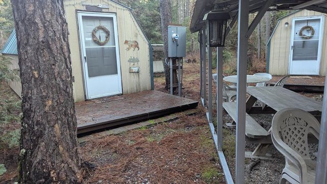 158 Teal Rd, Usk, WA 99156