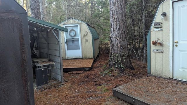 158 Teal Rd, Usk, WA 99156