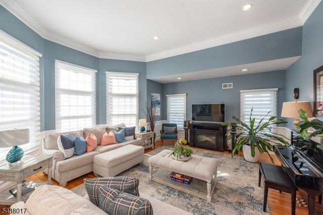 116 French Hill Rd, Wayne Twp., NJ 07470