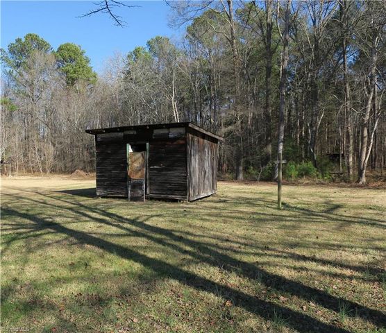 126 J Nettie Drive, Lexington, NC 27292