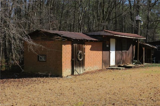 126 J Nettie Drive, Lexington, NC 27292