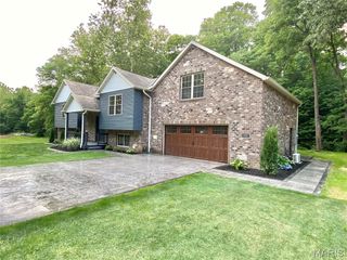 26339 Jersey Landing Road, Godfrey, IL 62035