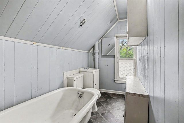 1216 N Park Street, Kalamazoo, MI 49007