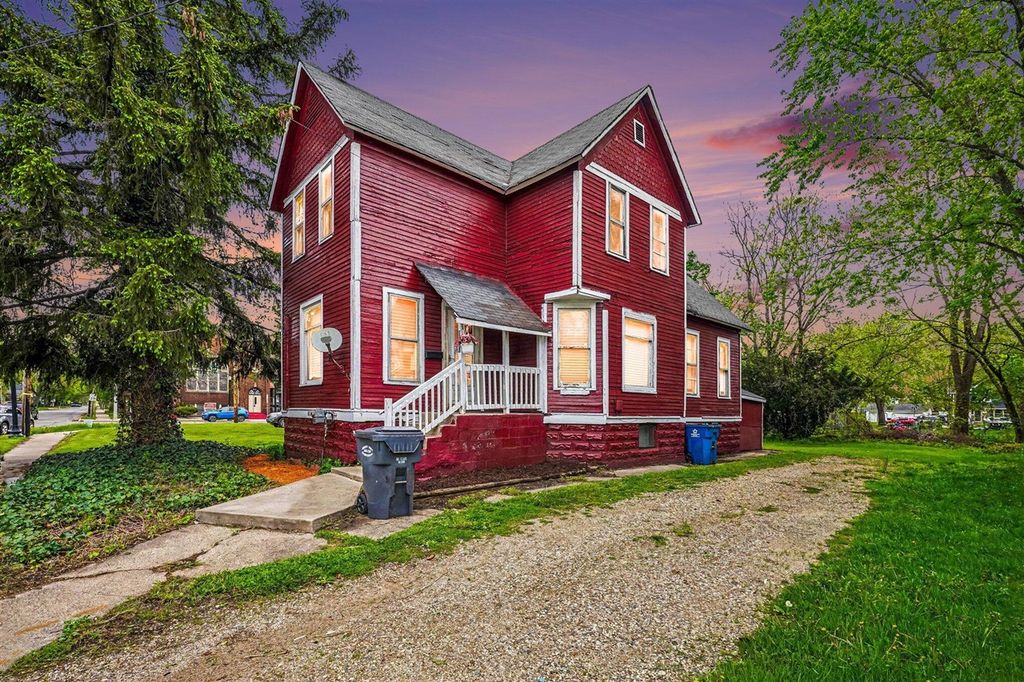 1216 N Park Street, Kalamazoo, MI 49007