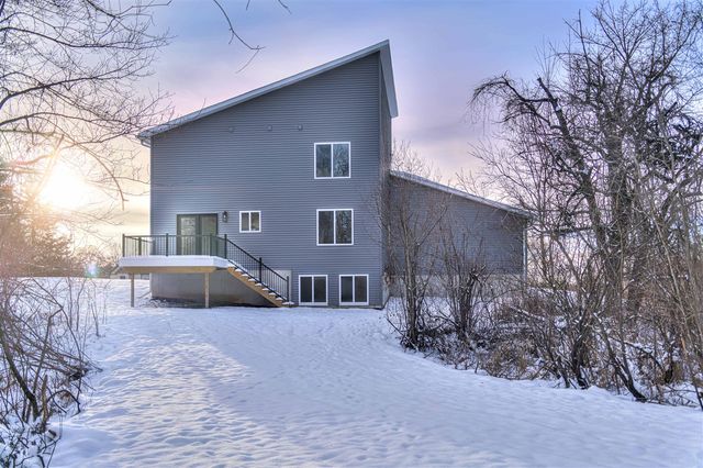 6835 S Price Lake Drive, Jackson, MI 49201