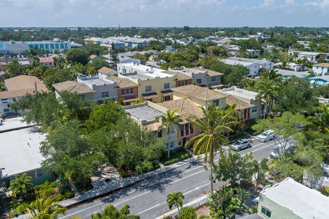 219 N L Street 111, Lake Worth Beach, FL 33460