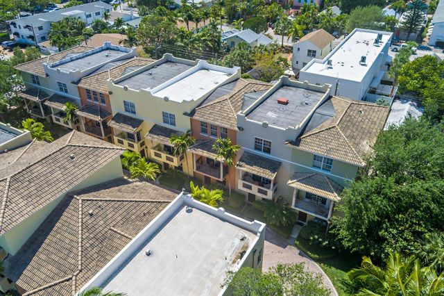 219 N L Street 111, Lake Worth Beach, FL 33460