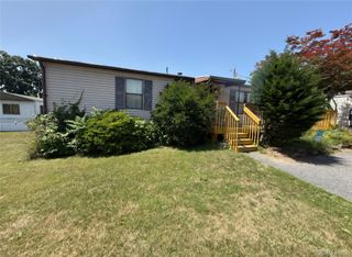 18 Square Hill Road 80, New Windsor, NY 12553