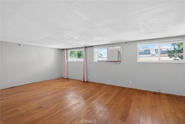 1039 W Avenue J6, Lancaster, CA 93534