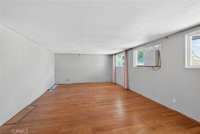 1039 W Avenue J6, Lancaster, CA 93534