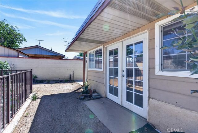 1039 W Avenue J6, Lancaster, CA 93534