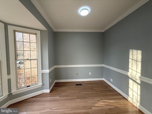 5 NOCTURNE CT, Rockville, MD 20850