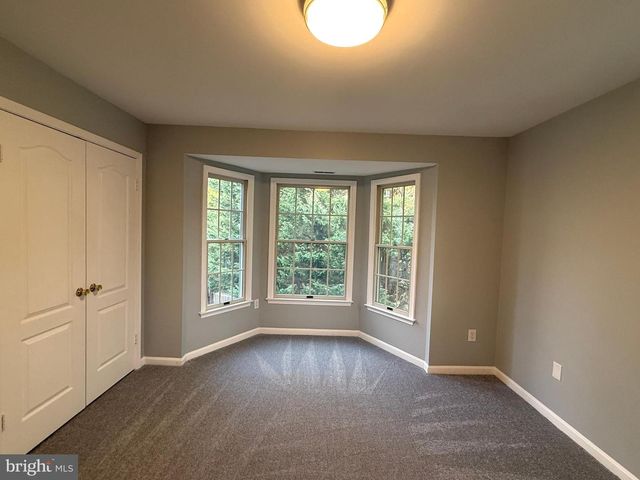 5 NOCTURNE CT, Rockville, MD 20850