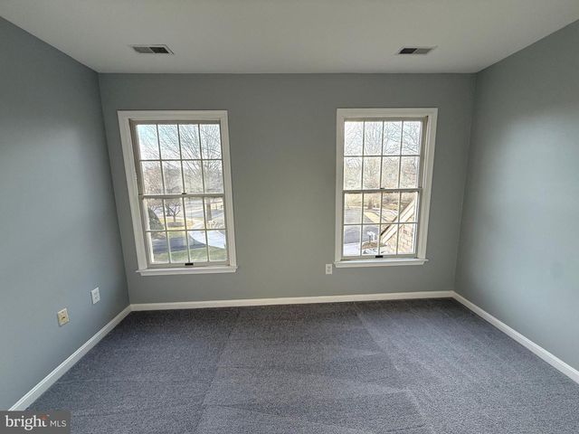 5 NOCTURNE CT, Rockville, MD 20850