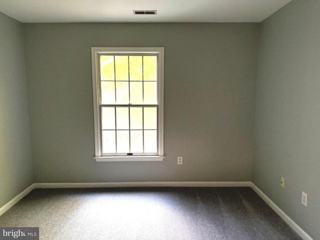 5 NOCTURNE CT, Rockville, MD 20850