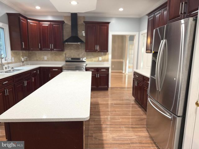 5 NOCTURNE CT, Rockville, MD 20850