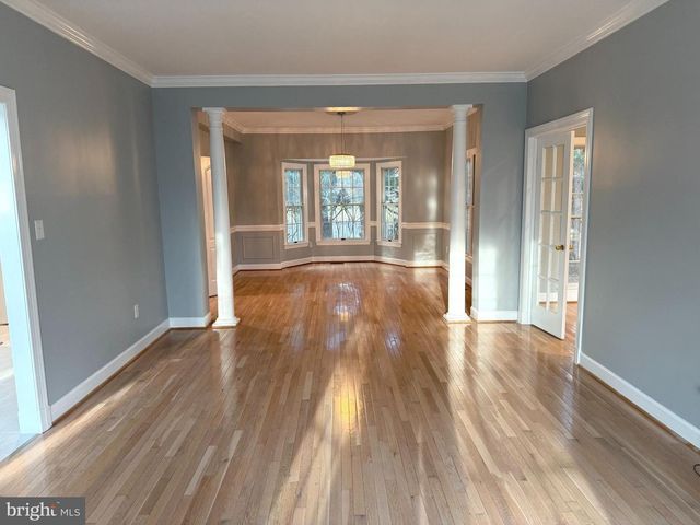 5 NOCTURNE CT, Rockville, MD 20850