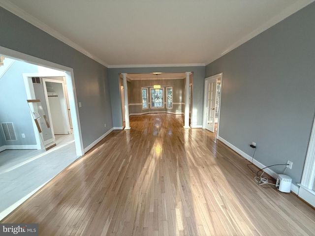 5 NOCTURNE CT, Rockville, MD 20850