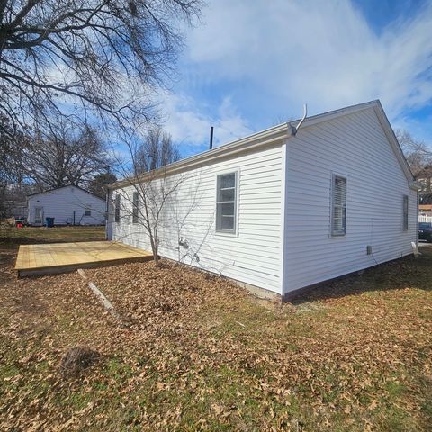 1005 Pace Avenue, Mt Vernon, IL 62864