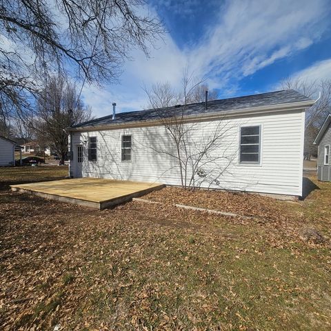 1005 Pace Avenue, Mt Vernon, IL 62864