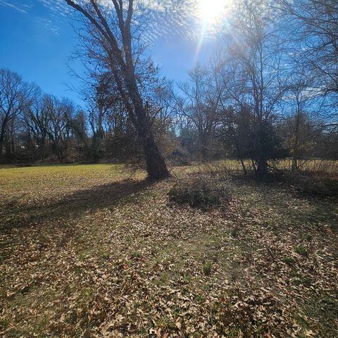 1005 Pace Avenue, Mt Vernon, IL 62864