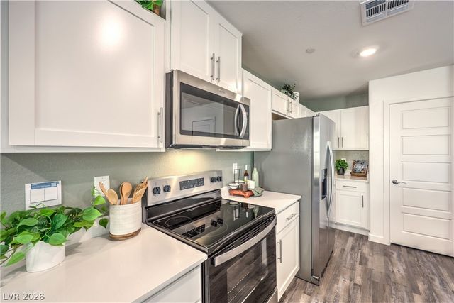 9852 Maple Pass Avenue, Las Vegas, NV 89178