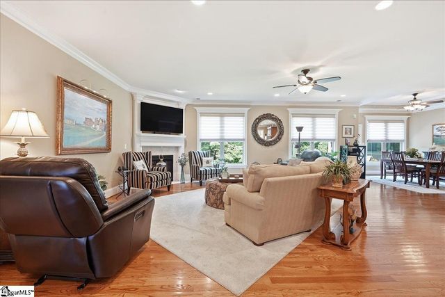 18 Redwing Court, Greer, SC 29651