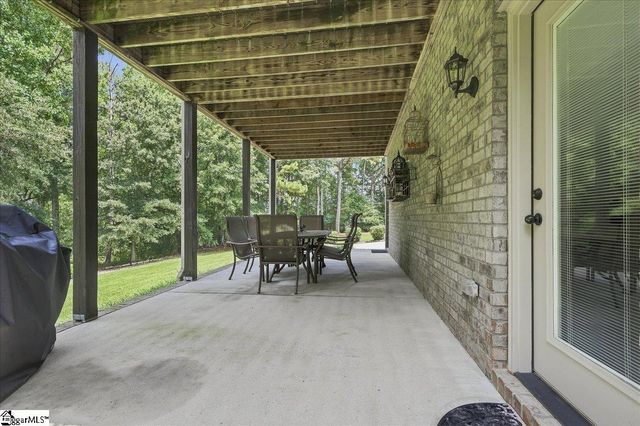 18 Redwing Court, Greer, SC 29651