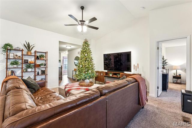 135 Prairie Vista Court, St Charles, MO 63301