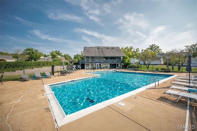 2361 Claymoor Drive, Chesterfield, MO 63017