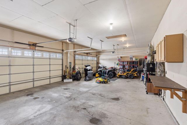 25254 Firefly Avenue, Wyoming, MN 55092