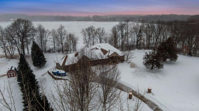 25254 Firefly Avenue, Wyoming, MN 55092