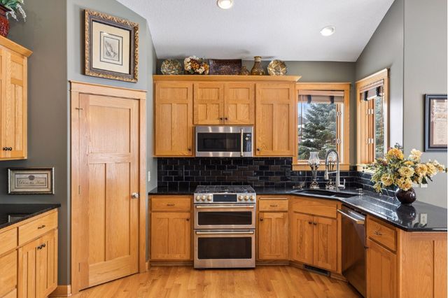 25254 Firefly Avenue, Wyoming, MN 55092