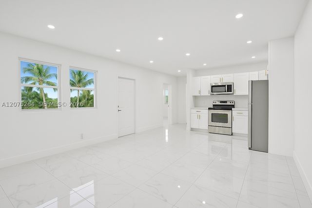 105 NW 14th Way 0, Dania Beach, FL 33004