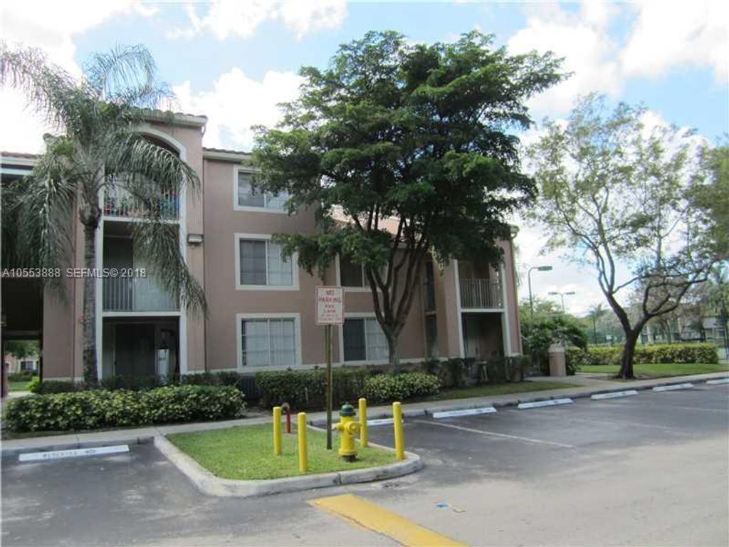 12172 St Andrews Place 211, Miramar, FL 33025