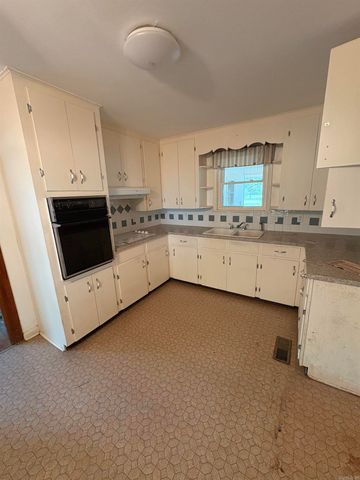 2301 Beauchamp Road, Little Rock, AR 72210