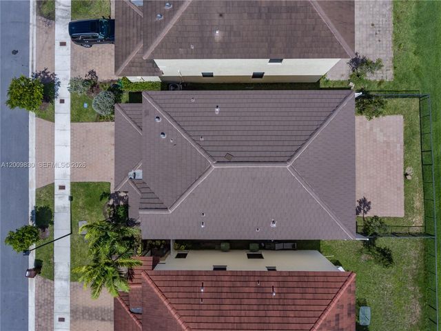 3364 W 103rd Ter, Hialeah, FL 33018