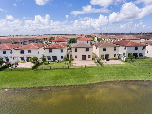 3364 W 103rd Ter, Hialeah, FL 33018