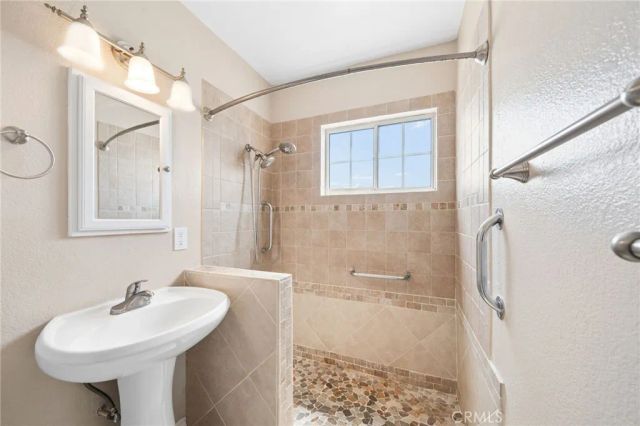 11739 Telechron, Whittier, CA 90605