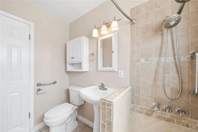 11739 Telechron, Whittier, CA 90605