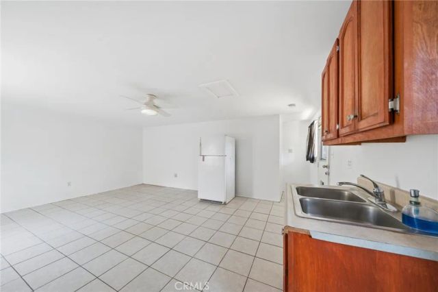 11739 Telechron, Whittier, CA 90605