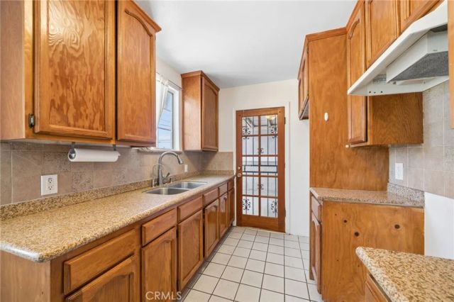 11739 Telechron, Whittier, CA 90605