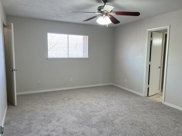 7517 Wellcrest Drive, Dallas, TX 75230