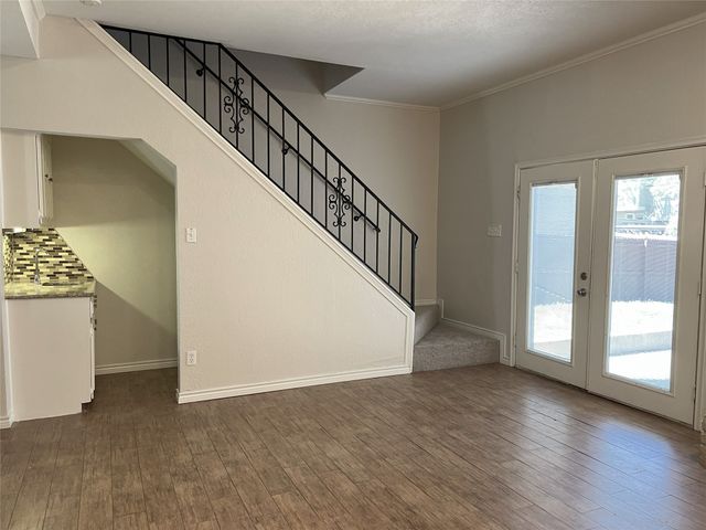 7517 Wellcrest Drive, Dallas, TX 75230