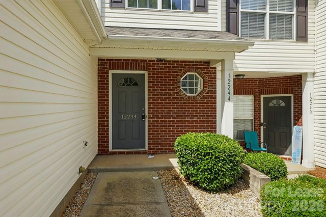 12244 Stratfield Place Circle, Pineville, NC 28134